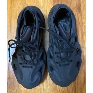 Adidas AdiFom Q athletic shoes black carbon gray Men / Youth Size 4